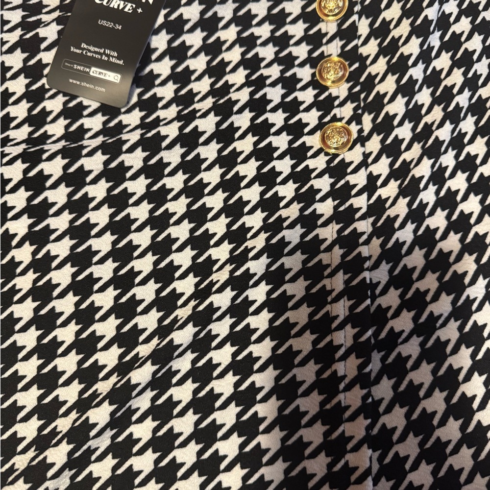 Houndstooth Black and White Mini Skirt - Picture 2 of 7